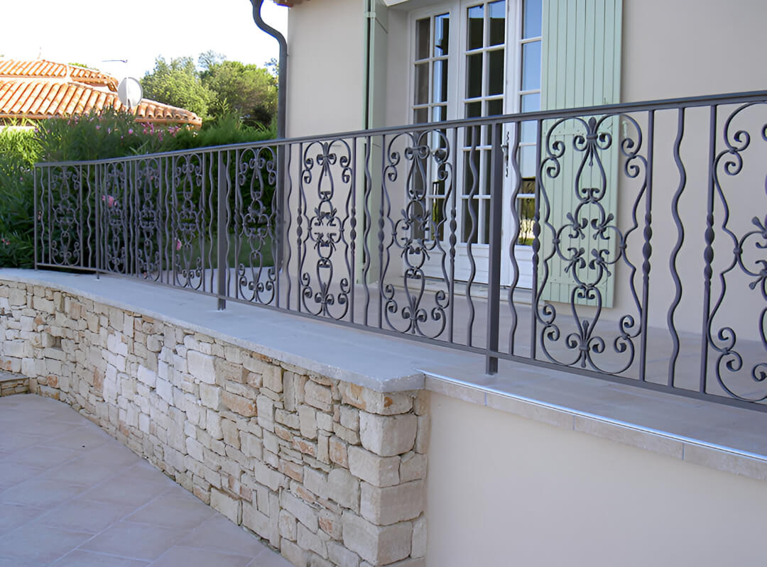 gardes-corps-fer-forge-terrasse- gardes-corps fer france